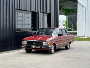 Ford Falcon Sedan Ghia 1988 California Cars